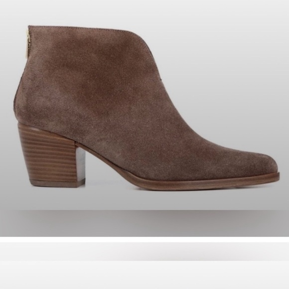 Vince Shoes - Vince- Havana Notch Suede Ankle Booties- Walnut- 9